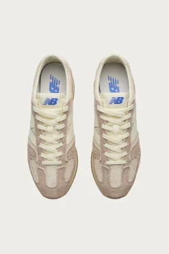471 - Bisque/Flat Taupe