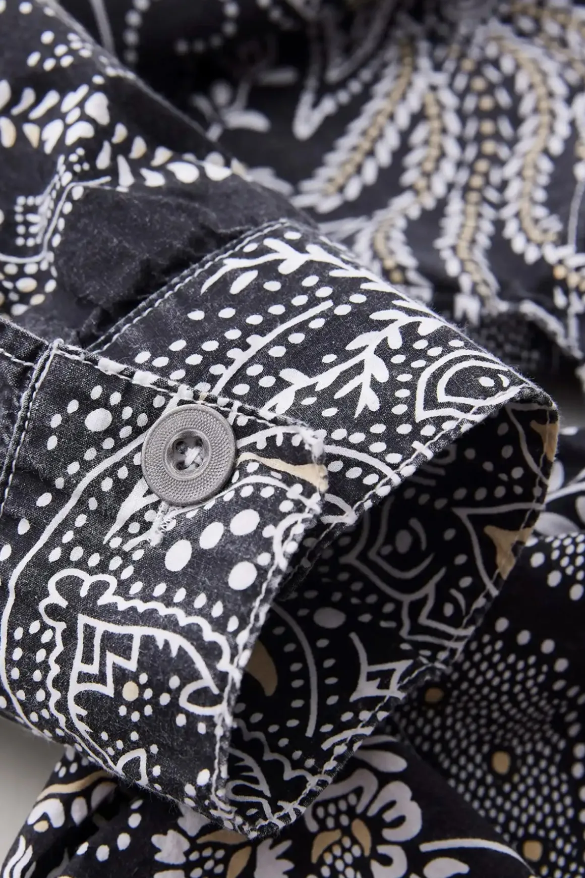 Gyan Bandana Trucker Jacket - Black
