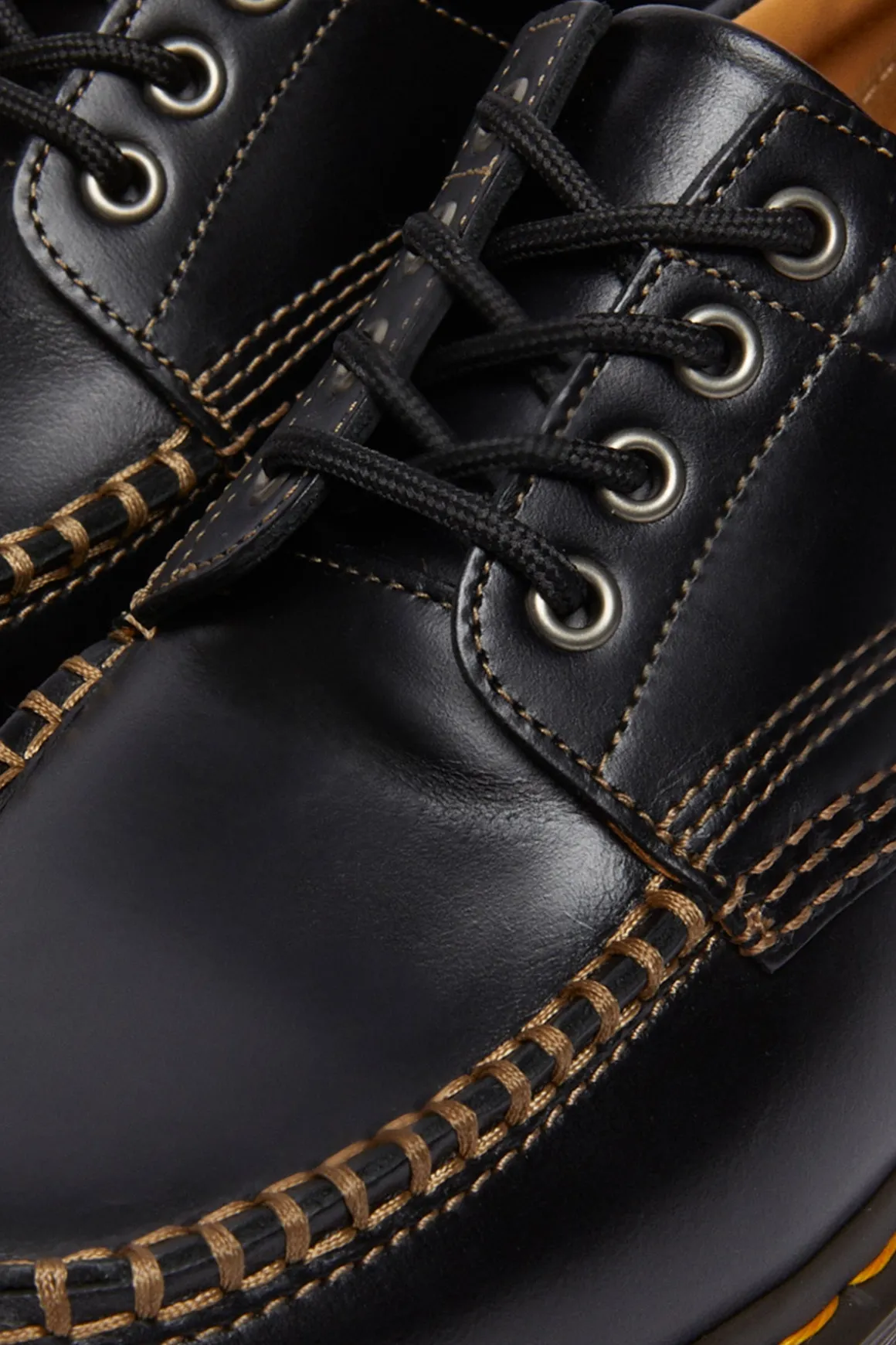 Lowell - Analine Black