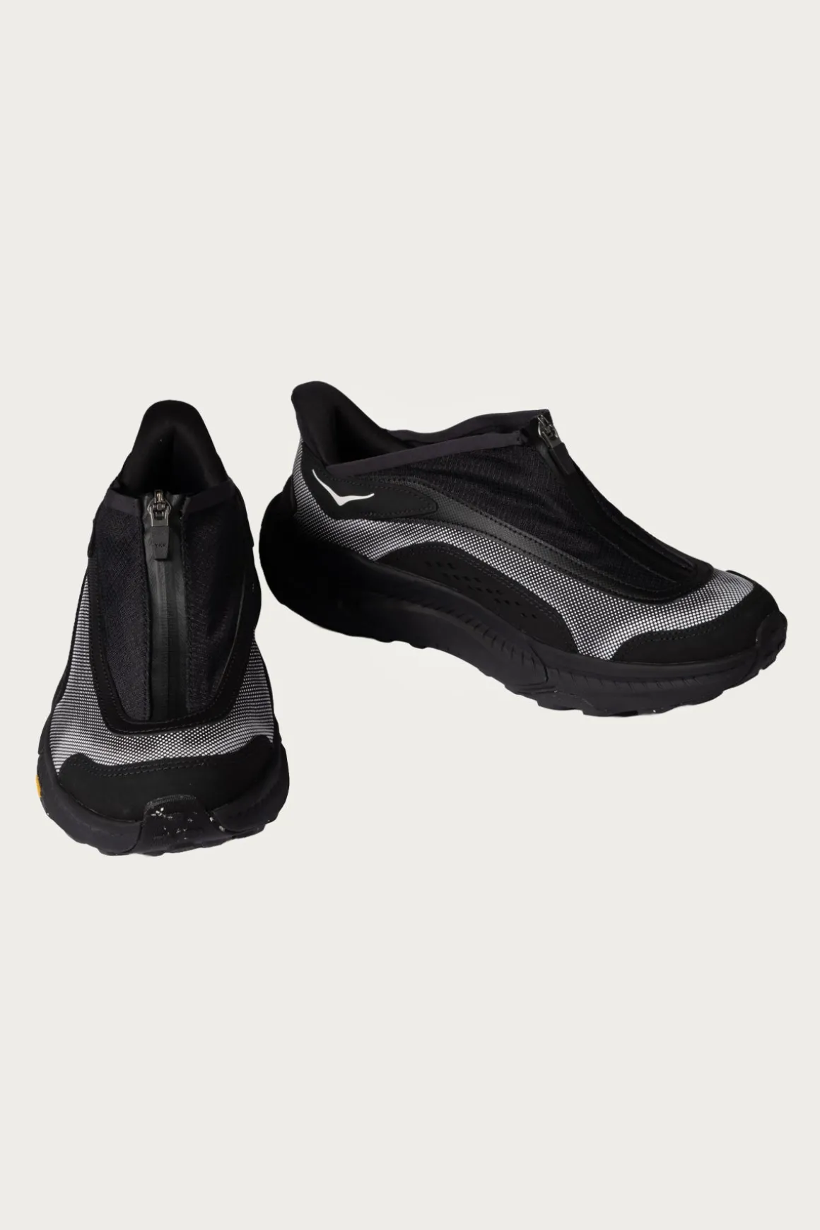 U Project Transport TS - Black/White
