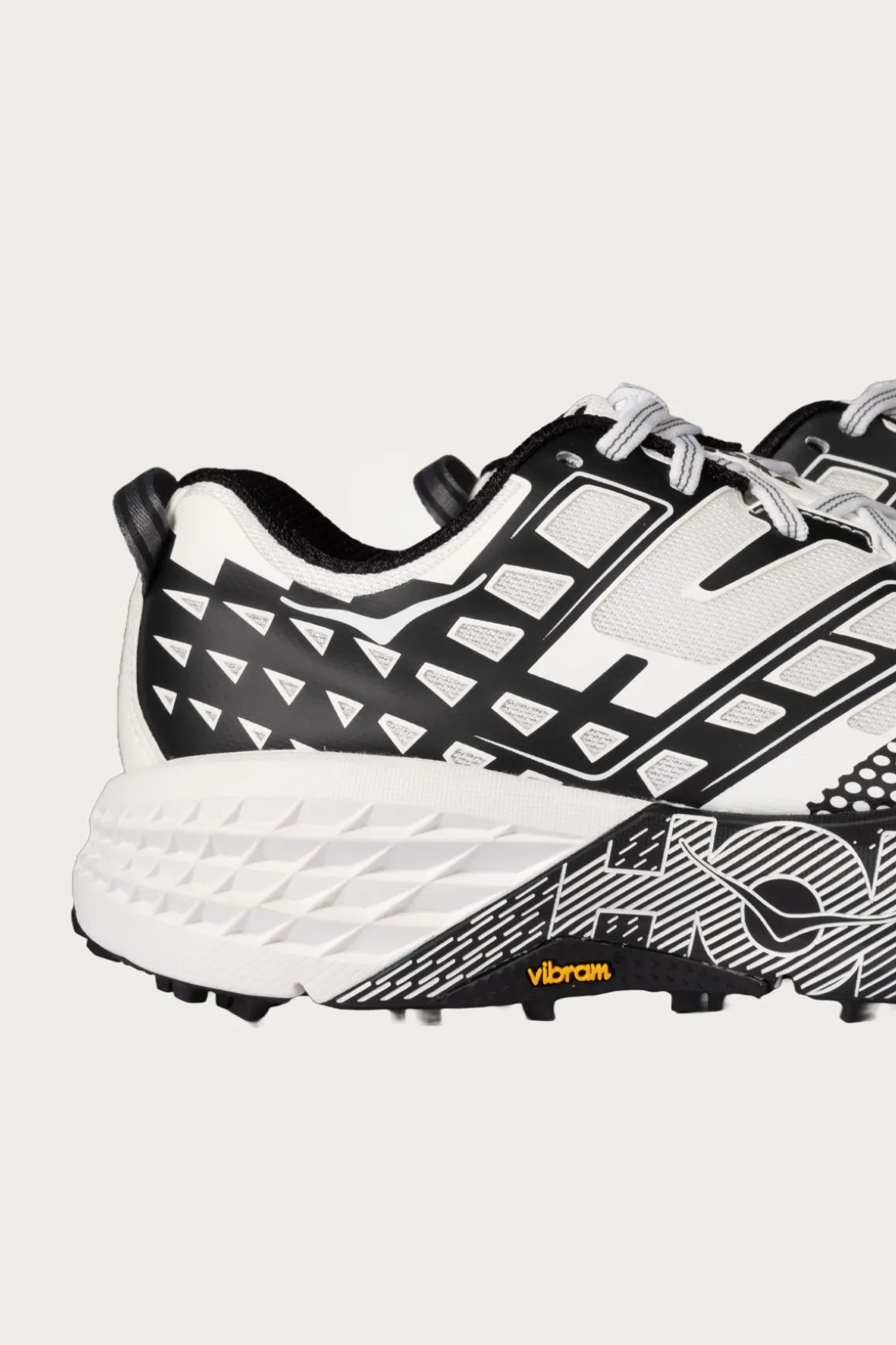 U Speedgoat 2 - Black/Frost